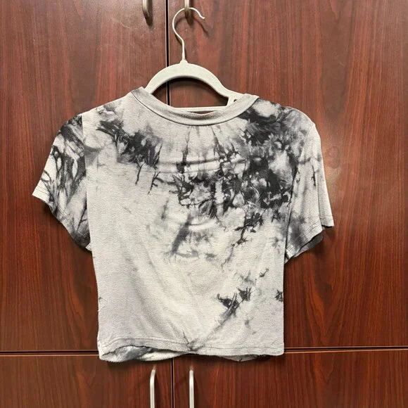 Gray/Dark Gray Tie Dye Cross Crop Top - Women's Medium - Picture 2 of 2